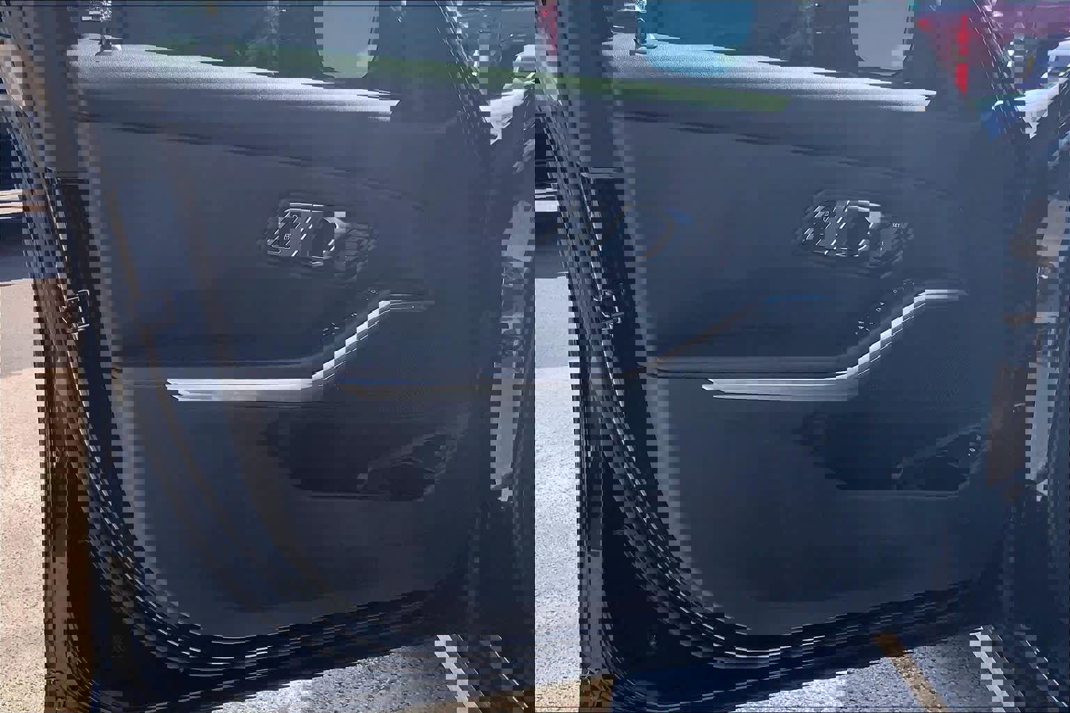 Used 2022 BMW 330i Sedan w/ Driving Assistance Package image 26