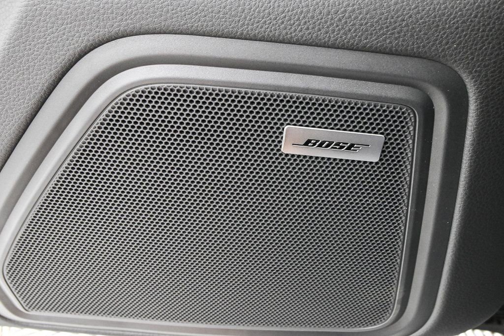 Certified 2026 Porsche Macan AWD/4WD image 7