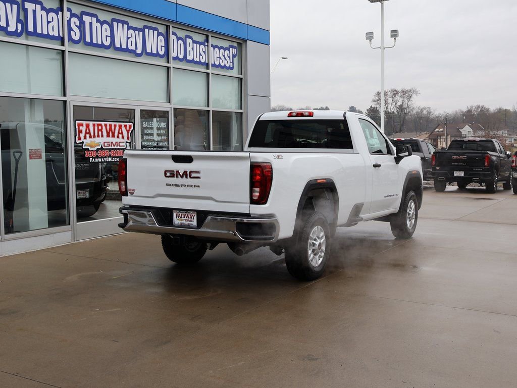 New 2025 GMC Sierra 2500 Pro image 3