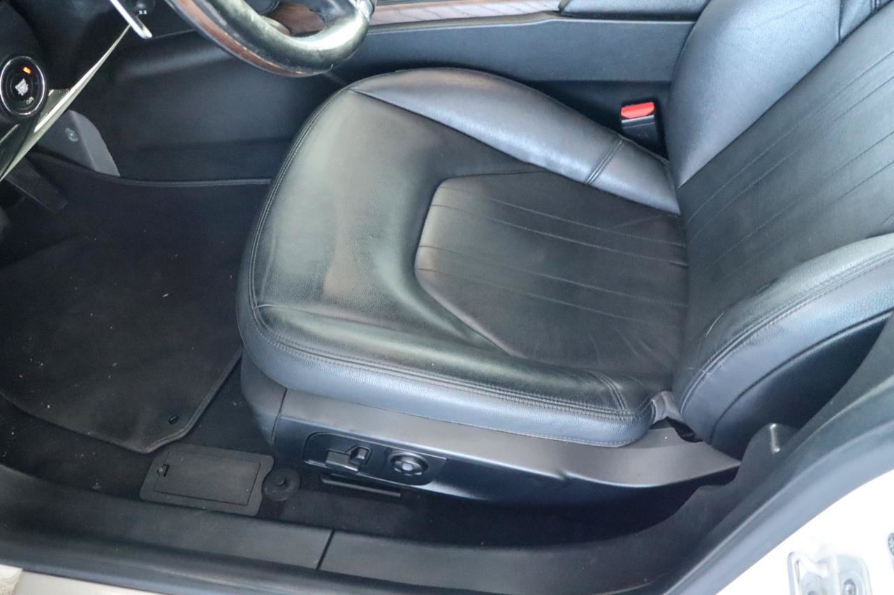 Used 2019 Maserati Ghibli S Q4 AWD/4WD image 13
