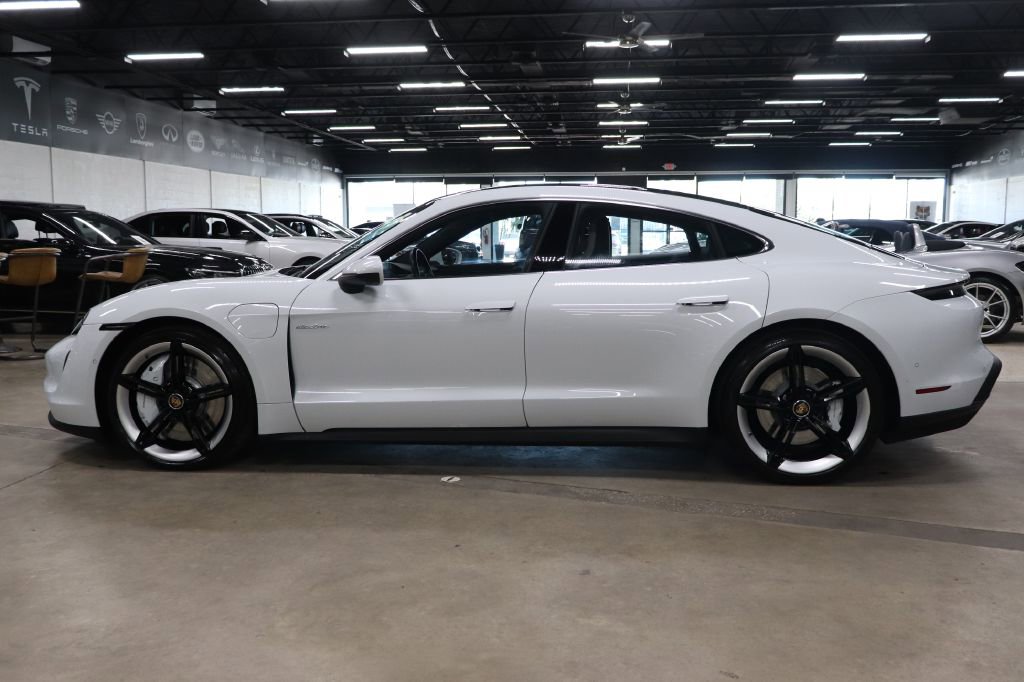 Used 2020 Porsche Taycan 4S image 2