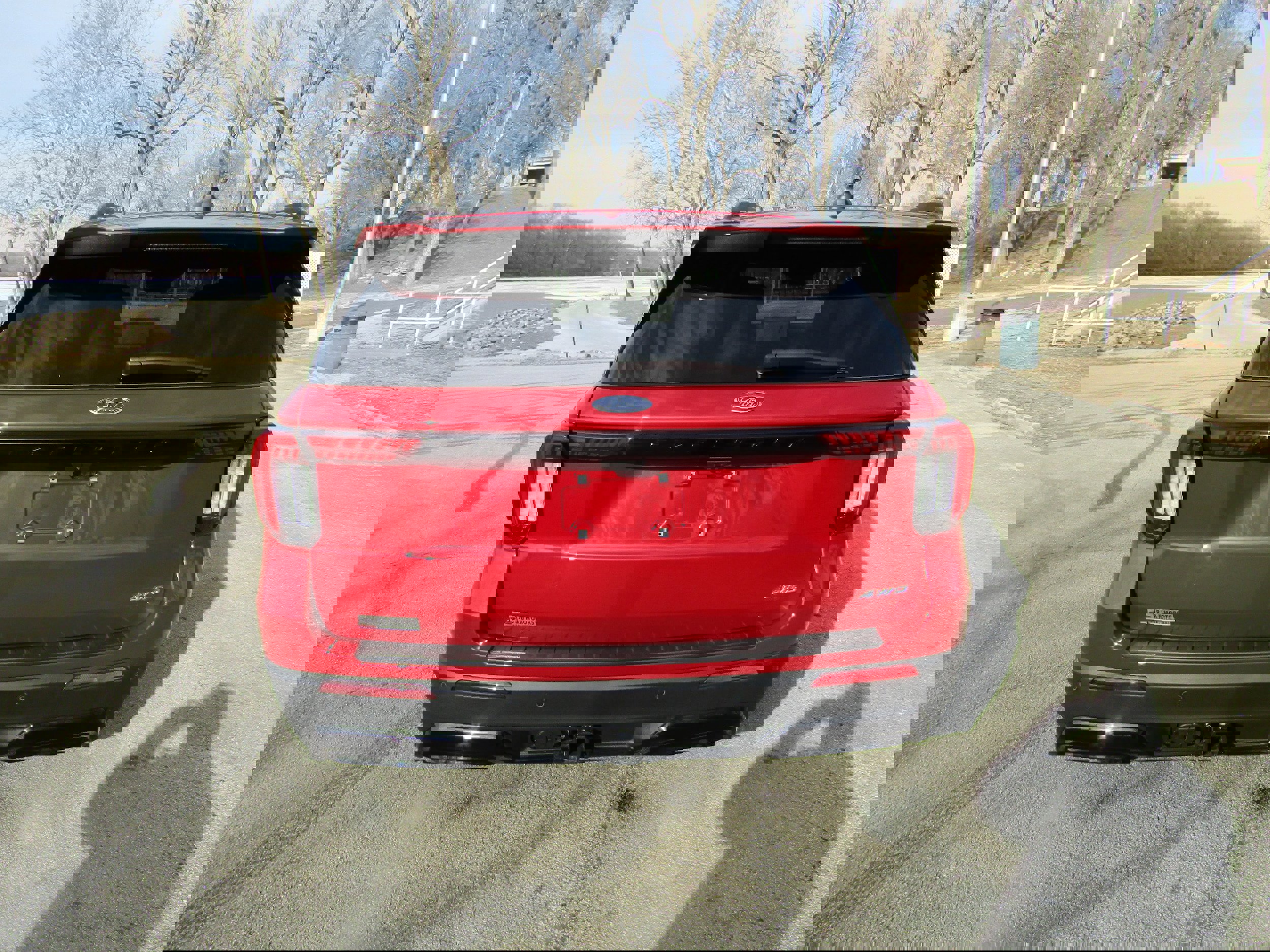 New 2026 Ford Explorer ST-Line w/ ST-Line Street Pack image 3