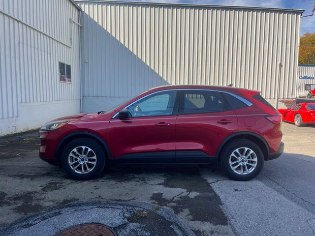 Used 2022 Ford Escape SE w/ Cold Weather Package AWD/4WD image 8
