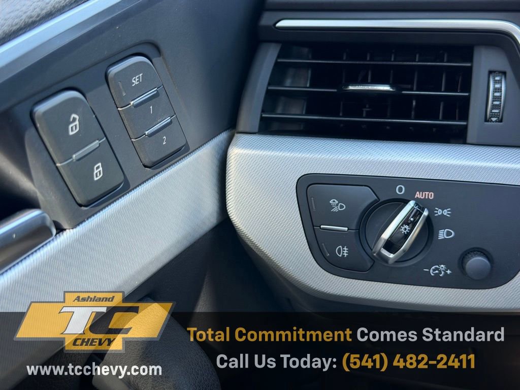 Used 2017 Audi A4 2.0T Premium image 22
