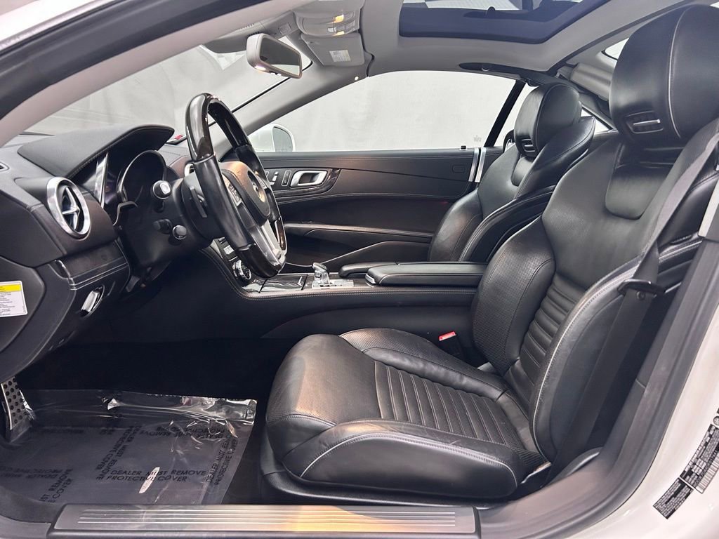 Used 2013 Mercedes-Benz SL 550 image 13