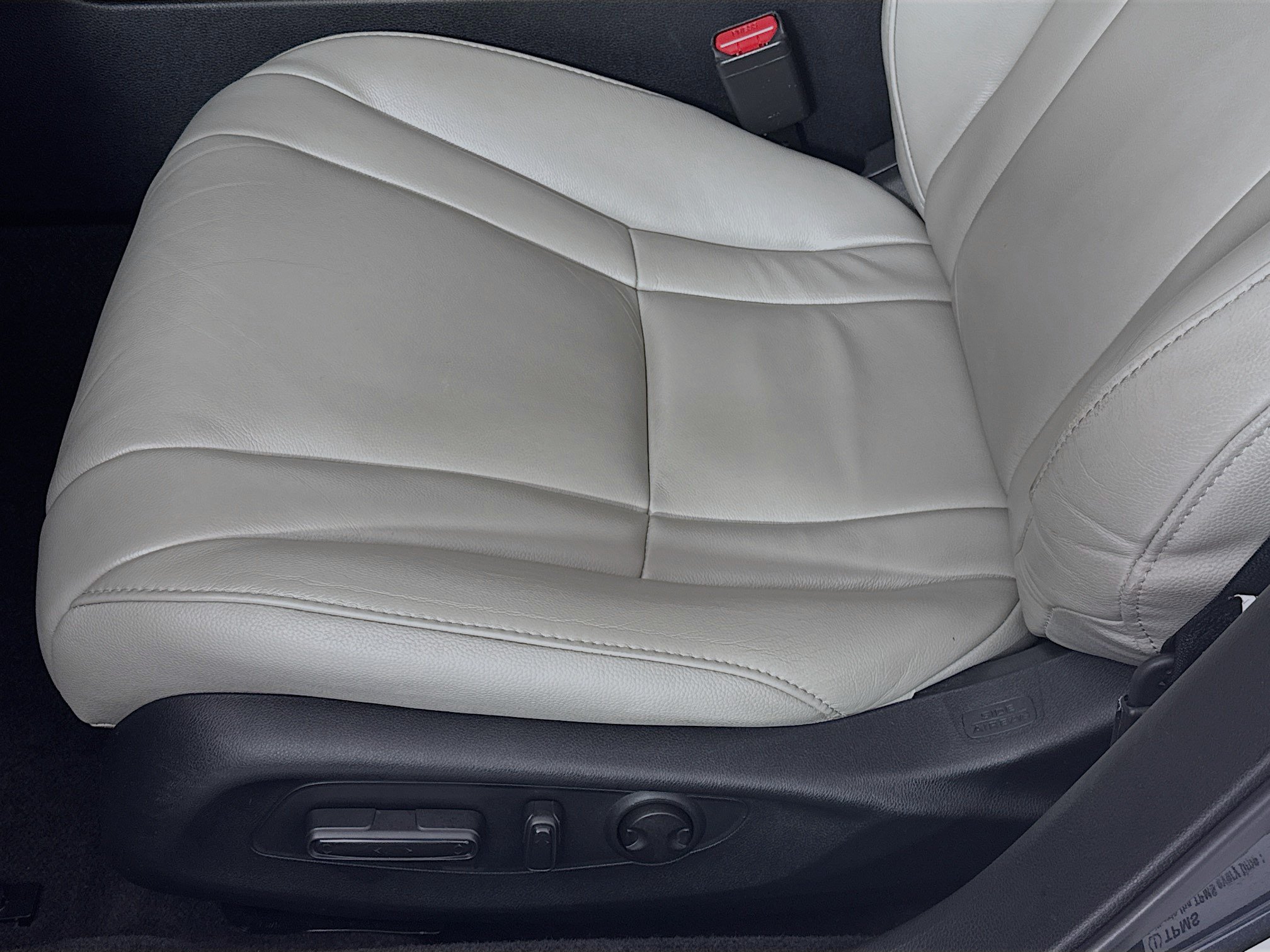 Certified 2023 Honda Accord EX image 18