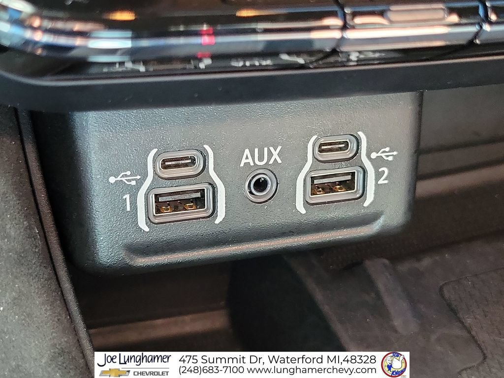 New 2026 Chevrolet Equinox EV LT AWD/4WD image 37