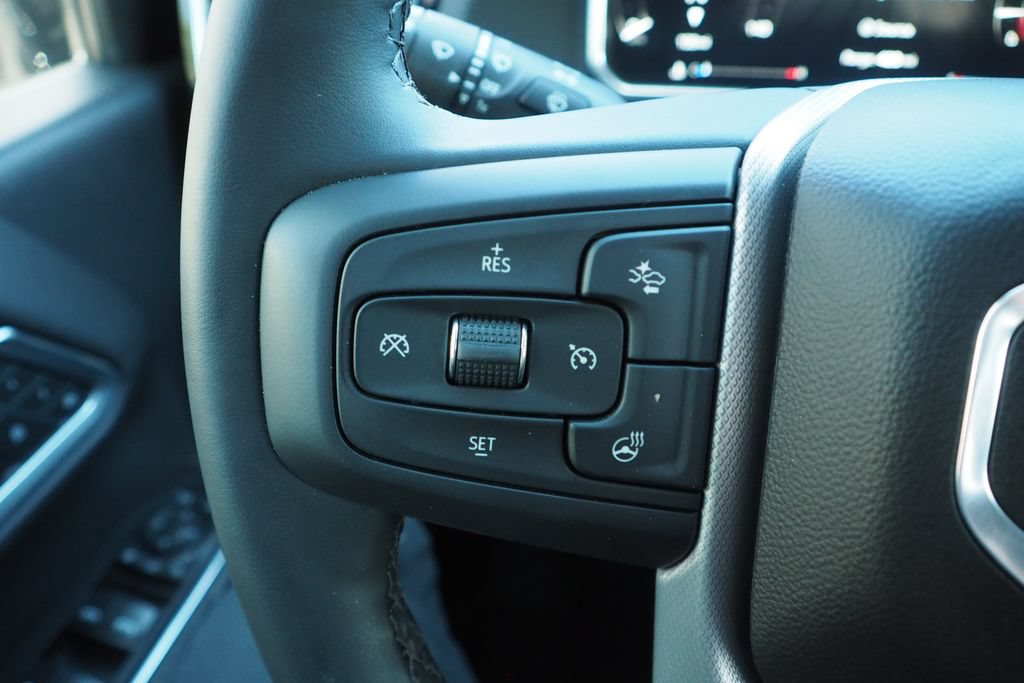 Used 2026 GMC Sierra 3500 Denali w/ Technology Package AWD/4WD image 30
