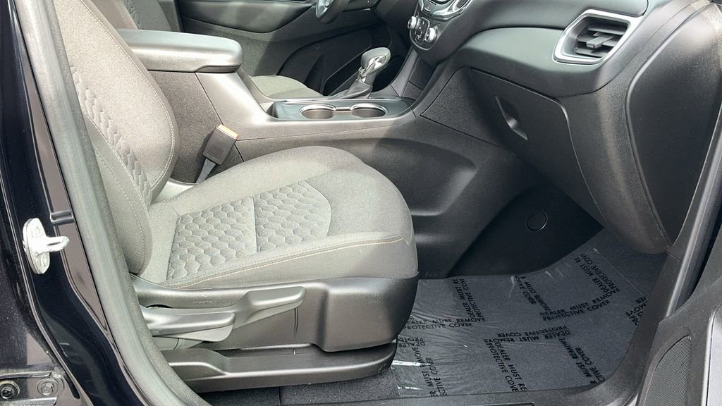Used 2021 Chevrolet Equinox LT image 19