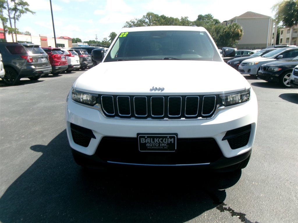 Used 2022 Jeep Grand Cherokee Laredo w/ Luxury Tech Group I image 7