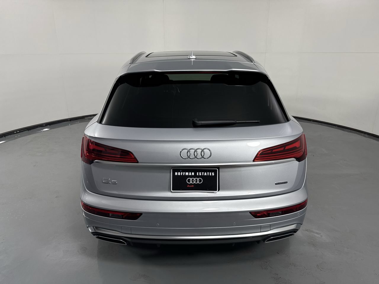 Used 2023 Audi Q5 2.0T Premium w/ Convenience Package AWD/4WD image 34