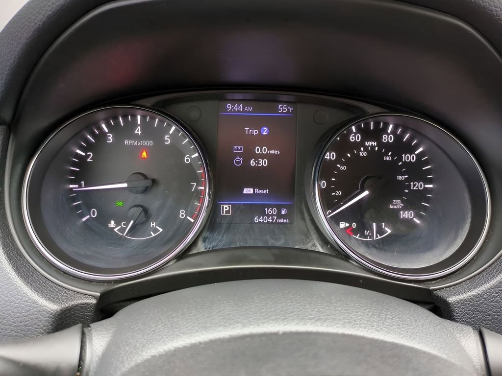 Used 2019 Nissan Rogue SV image 27