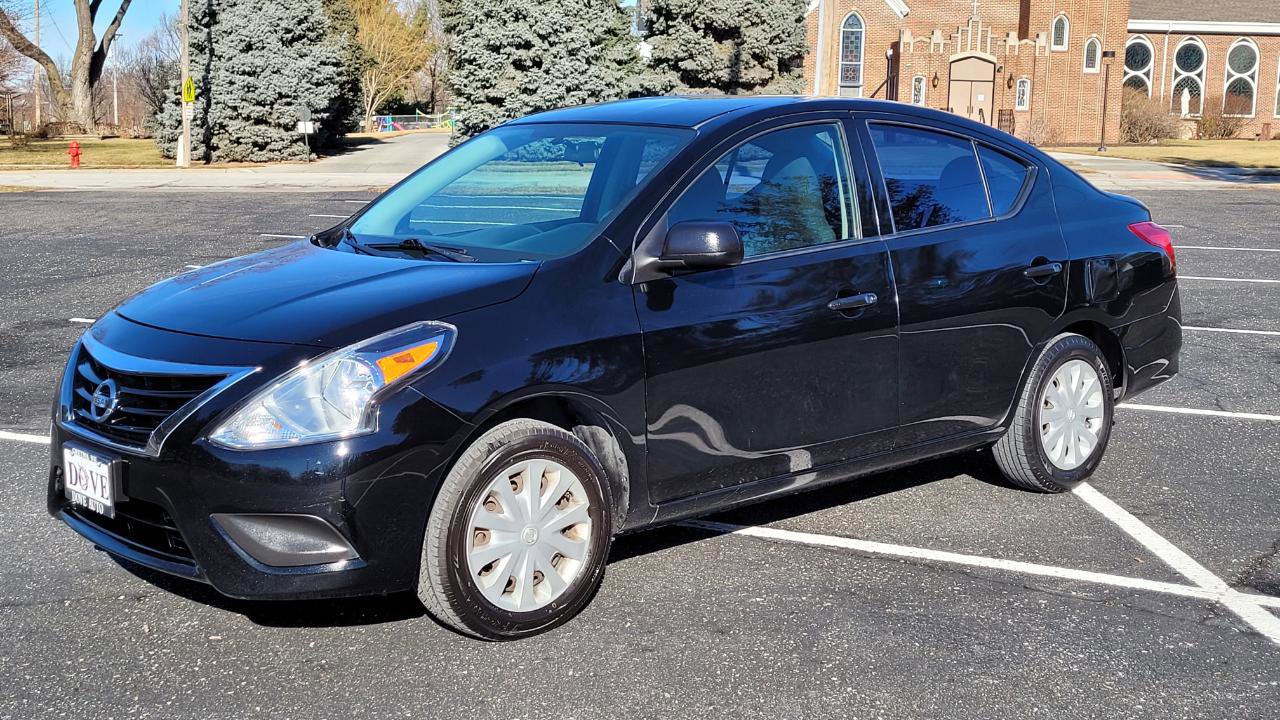 Used 2015 Nissan Versa S image 2