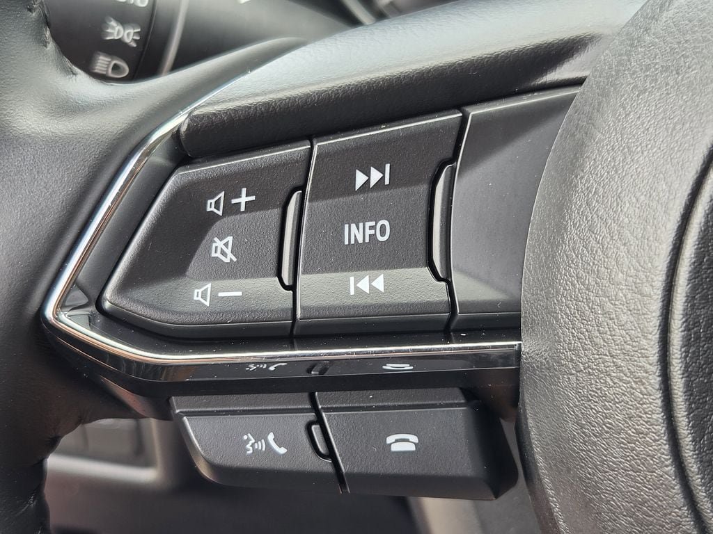 Used 2025 MAZDA CX-5 AWD 2.5 S w/ Select Package image 23