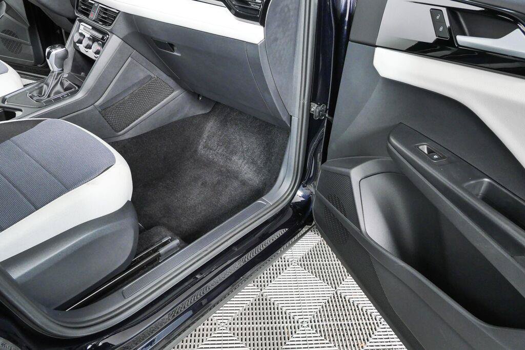 Used 2025 Volkswagen Taos S FWD image 22
