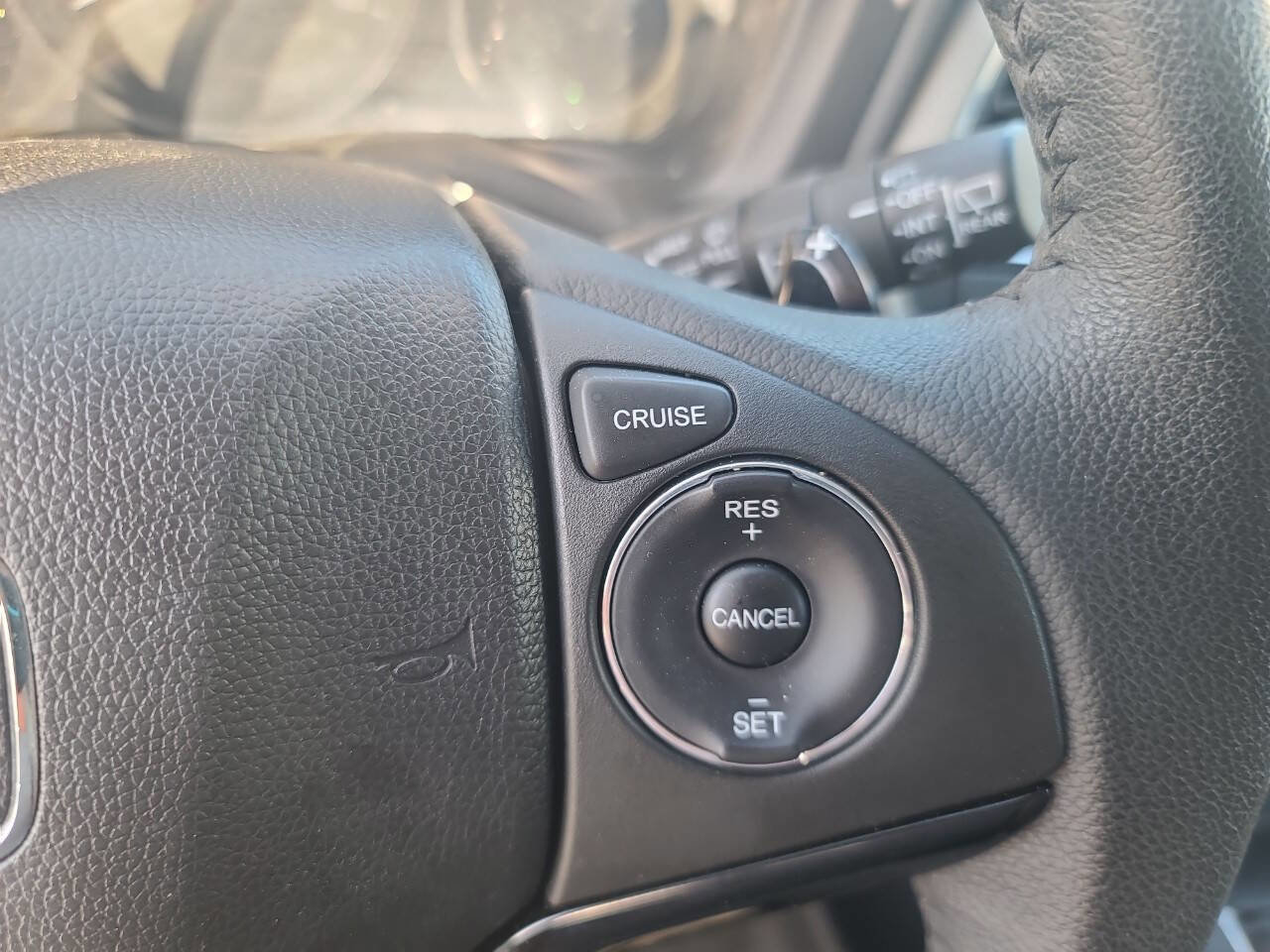 Used 2016 Honda HR-V EX-L image 18