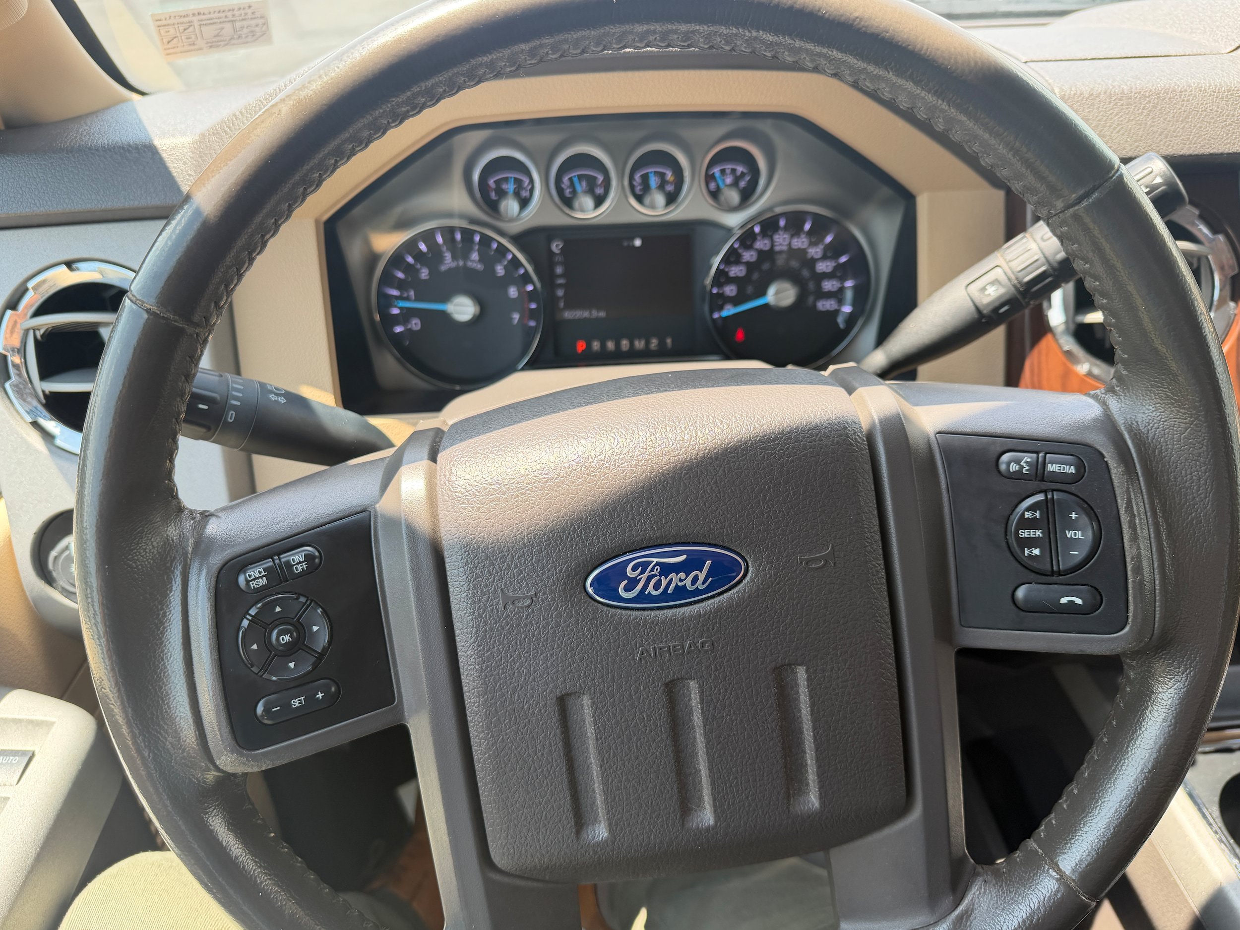 Used 2015 Ford F250 Lariat w/ Lariat Interior Package AWD/4WD image 27