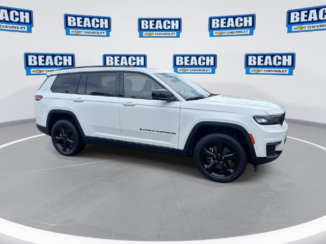 Used 2023 Jeep Grand Cherokee L Limited w/ Luxury Tech Group II AWD/4WD image 2