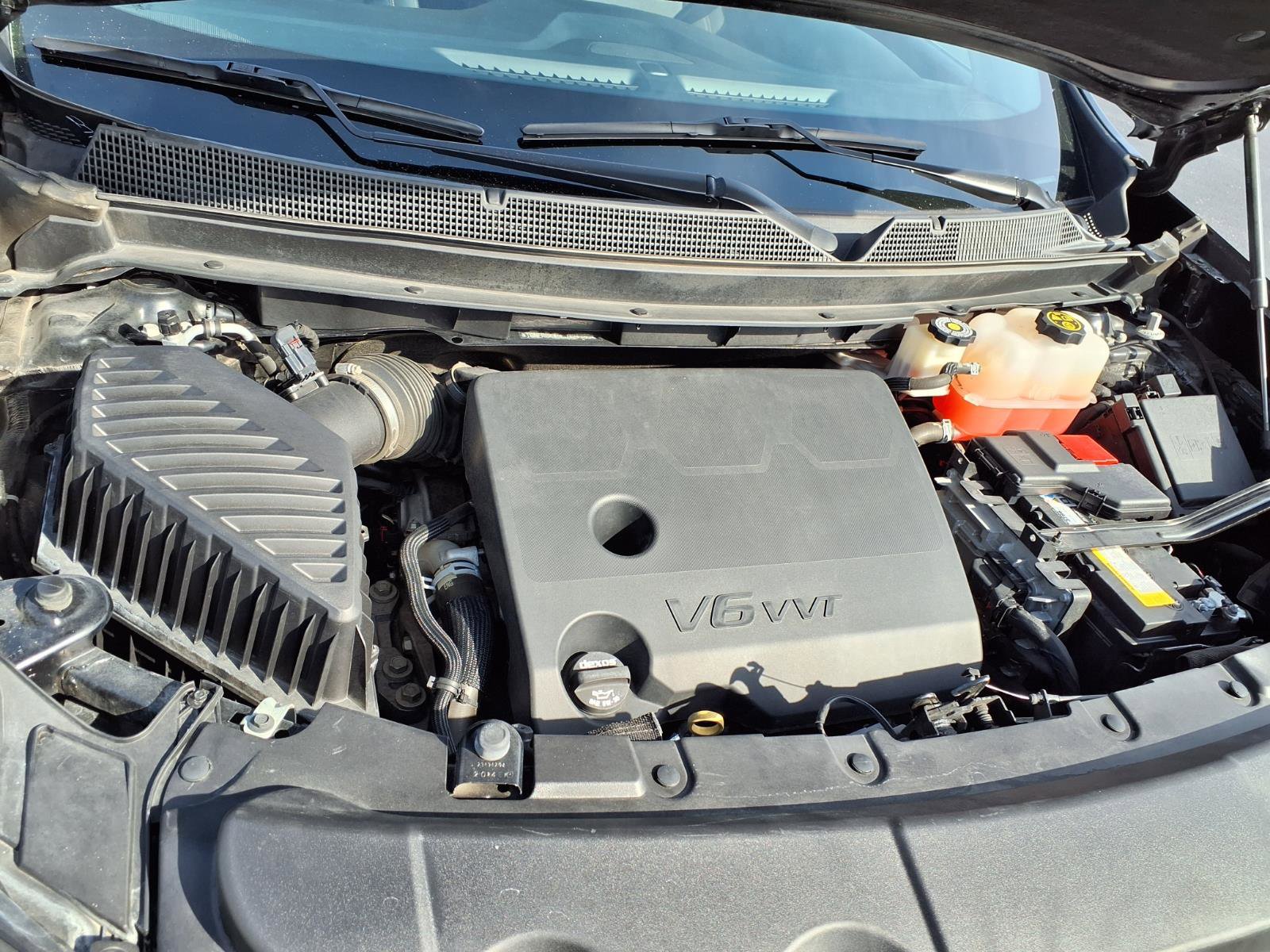 Certified 2020 Chevrolet Traverse LT FWD image 38
