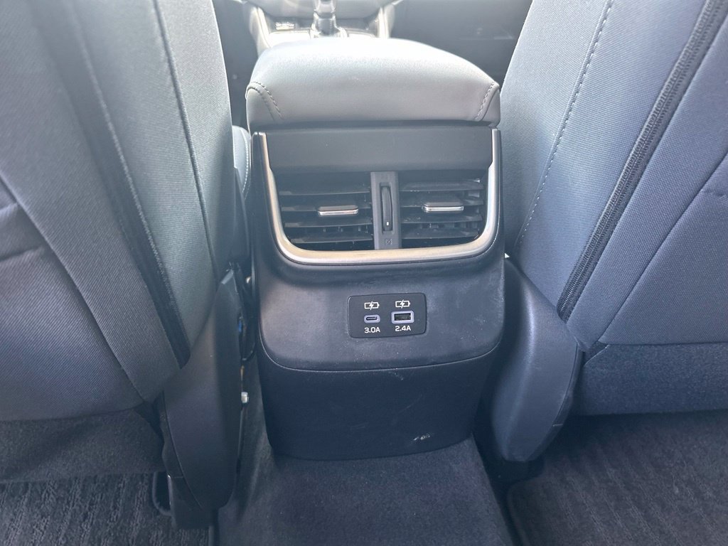 Used 2025 Subaru Outback Premium AWD/4WD image 44