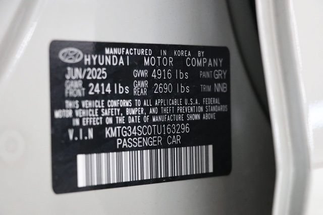 Used 2026 Genesis G70 2.5T Prestige AWD/4WD image 38