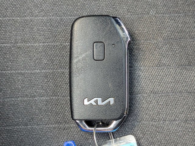 Used 2023 Kia Seltos S w/ Navigation Package FWD image 33