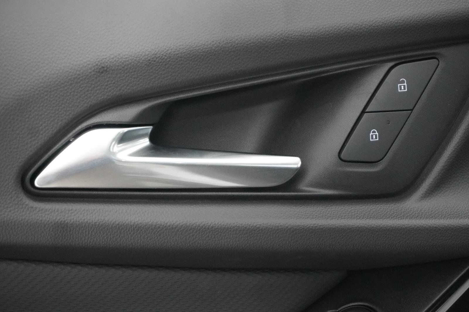 New 2026 Chevrolet Equinox LT image 14