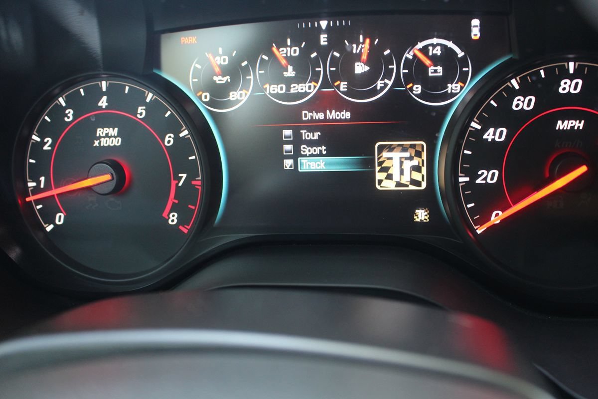 Used 2017 Chevrolet Camaro LT RWD image 21