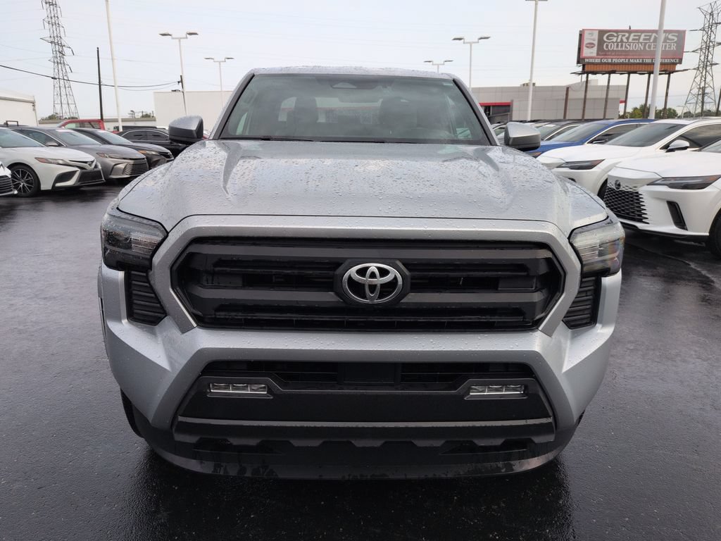 Used 2024 Toyota Tacoma SR5 RWD image 8