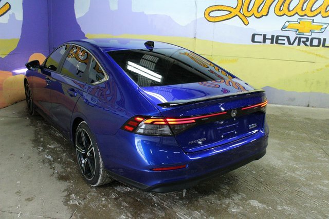 Used 2024 Honda Accord Sport image 6