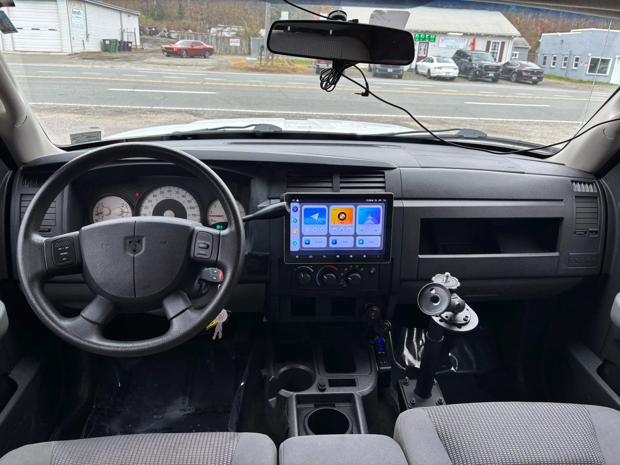 Used 2011 Dodge Dakota Big Horn image 27