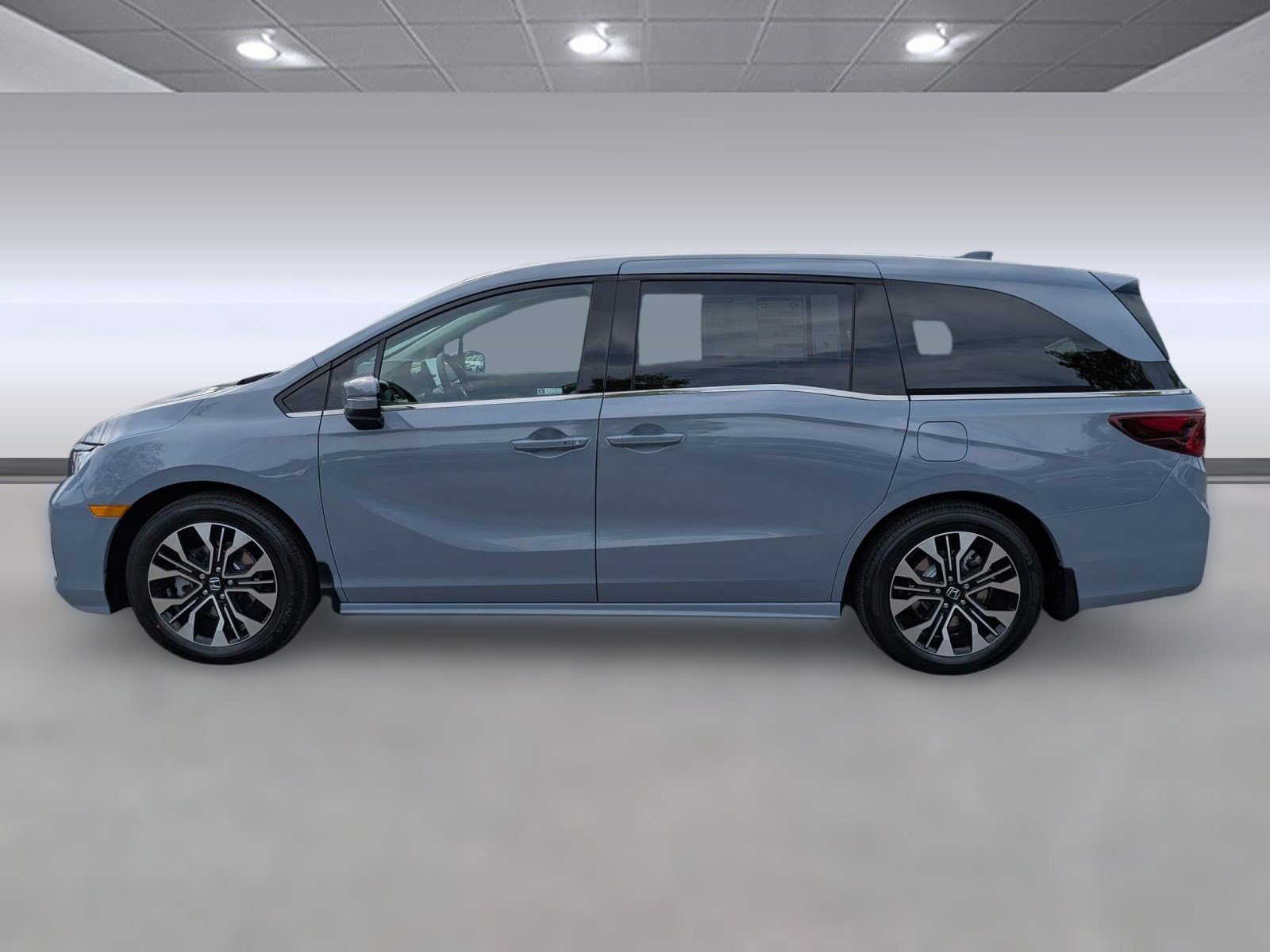 New 2026 Honda Odyssey Elite image 2