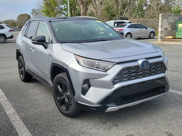 Used 2019 Toyota RAV4 XSE image 1