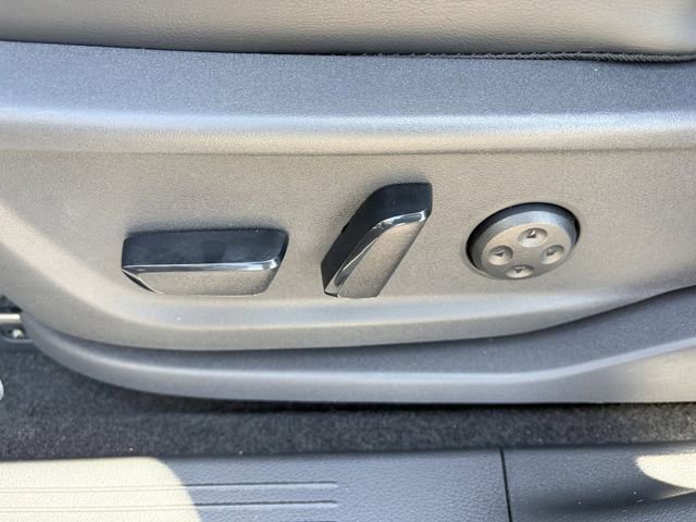 Used 2023 Nissan Ariya FWD image 7