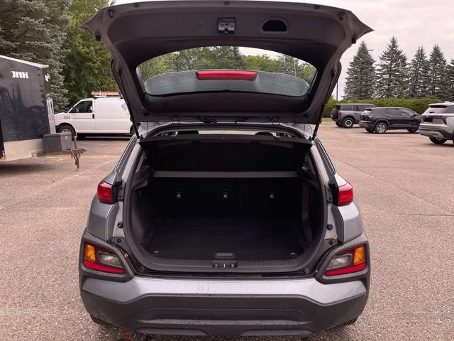 Used 2021 Hyundai Kona SE FWD image 23