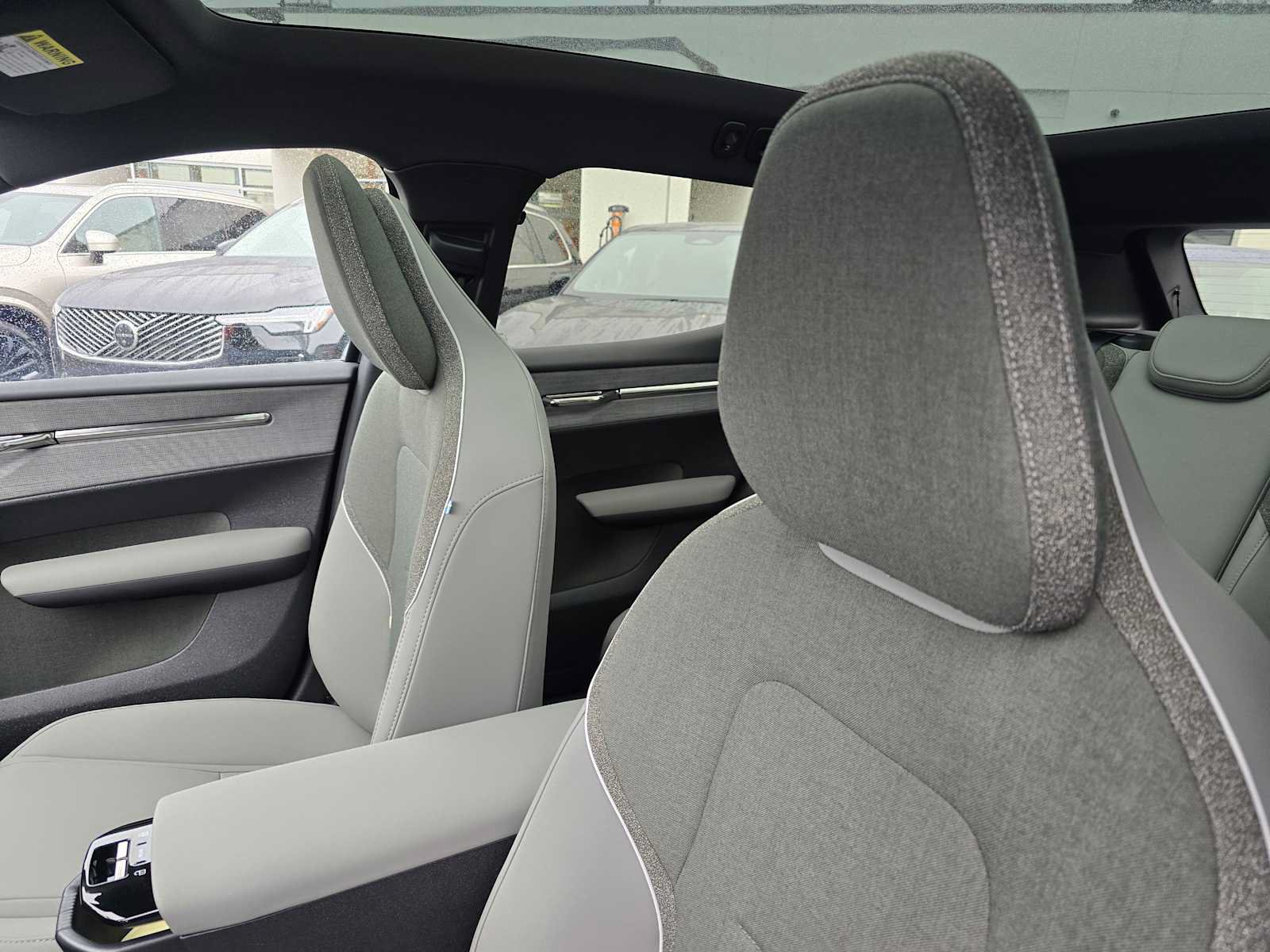 New 2026 Volvo EX30 Plus w/ Protection Package Premier AWD/4WD image 22