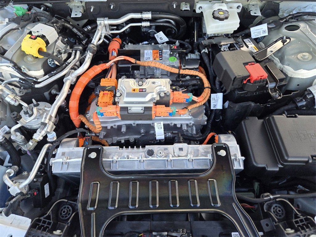 New 2025 Cadillac Lyriq Sport image 32