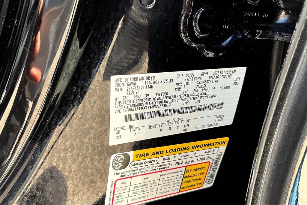 Used 2024 Ford Expedition Limited RWD image 20