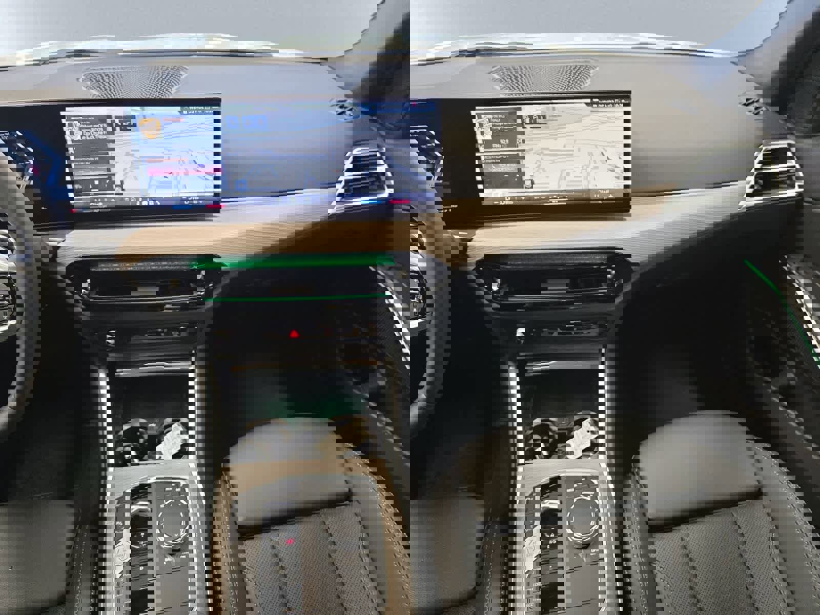 Used 2025 BMW 330i xDrive Sedan image 17