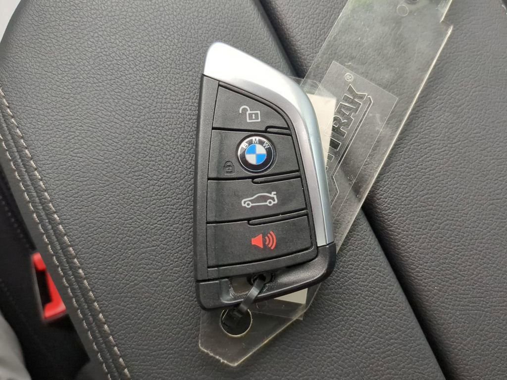 Used 2023 BMW 530i w/ Premium Package image 33