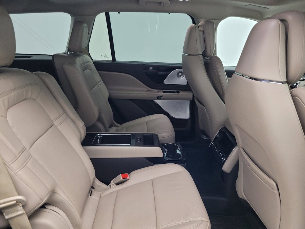 Used 2021 Lincoln Aviator Reserve w/ Equipment Group 201A AWD/4WD image 19