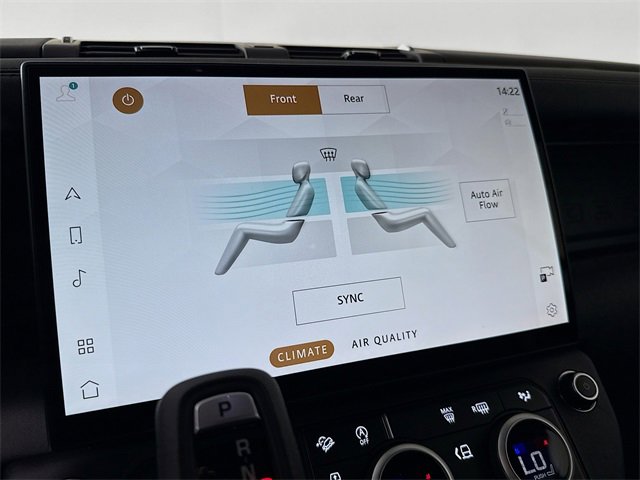 New 2026 Land Rover Defender 130 X-Dynamic SE image 18