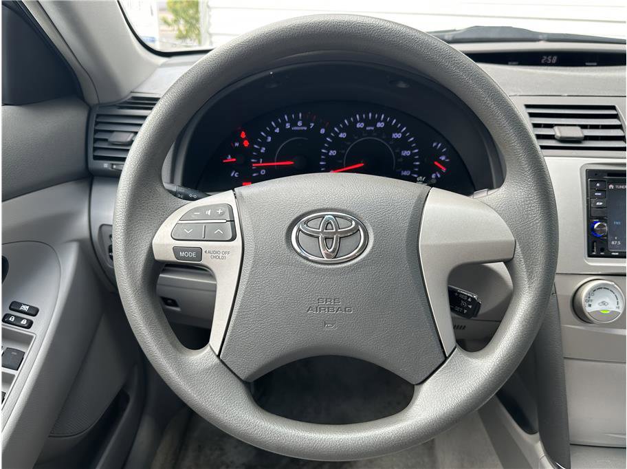 Used 2011 Toyota Camry FWD image 19