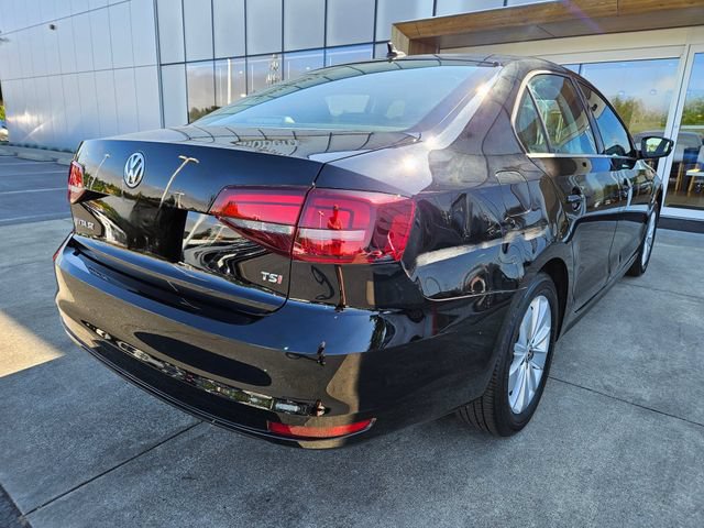 Used 2016 Volkswagen Jetta SE FWD image 5