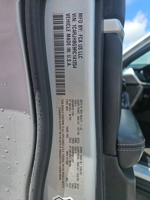 Used 2024 Jeep Grand Cherokee Limited AWD/4WD image 30