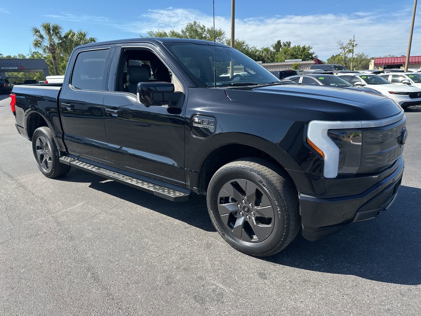 Certified 2023 Ford F150 Lightning Lariat w/ Tow Technology Package AWD/4WD image 2