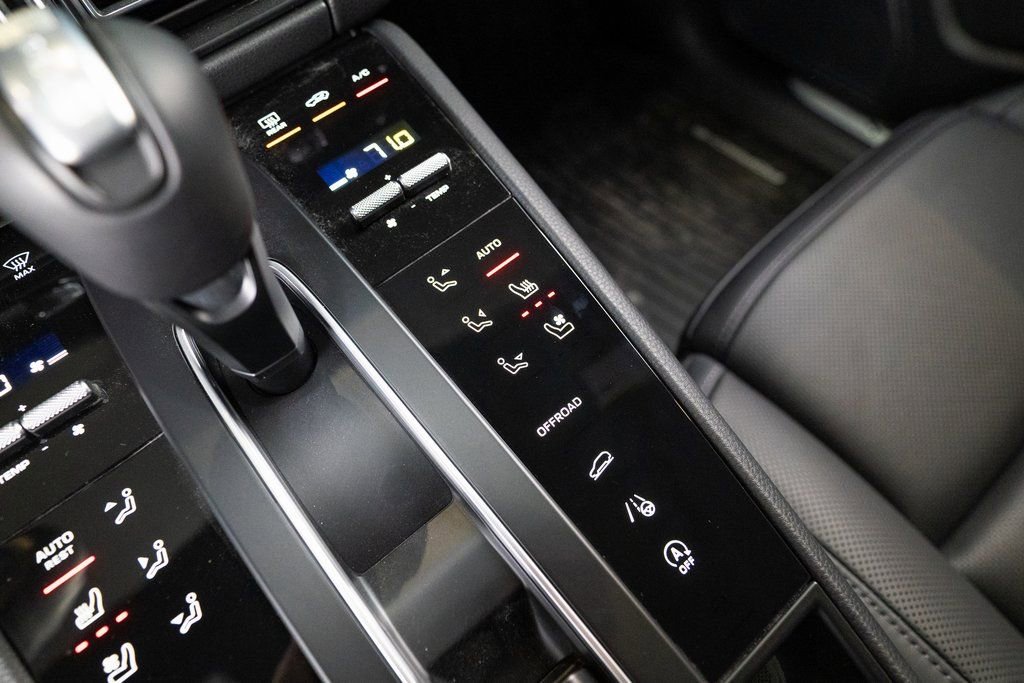 New 2026 Porsche Macan S AWD/4WD image 26