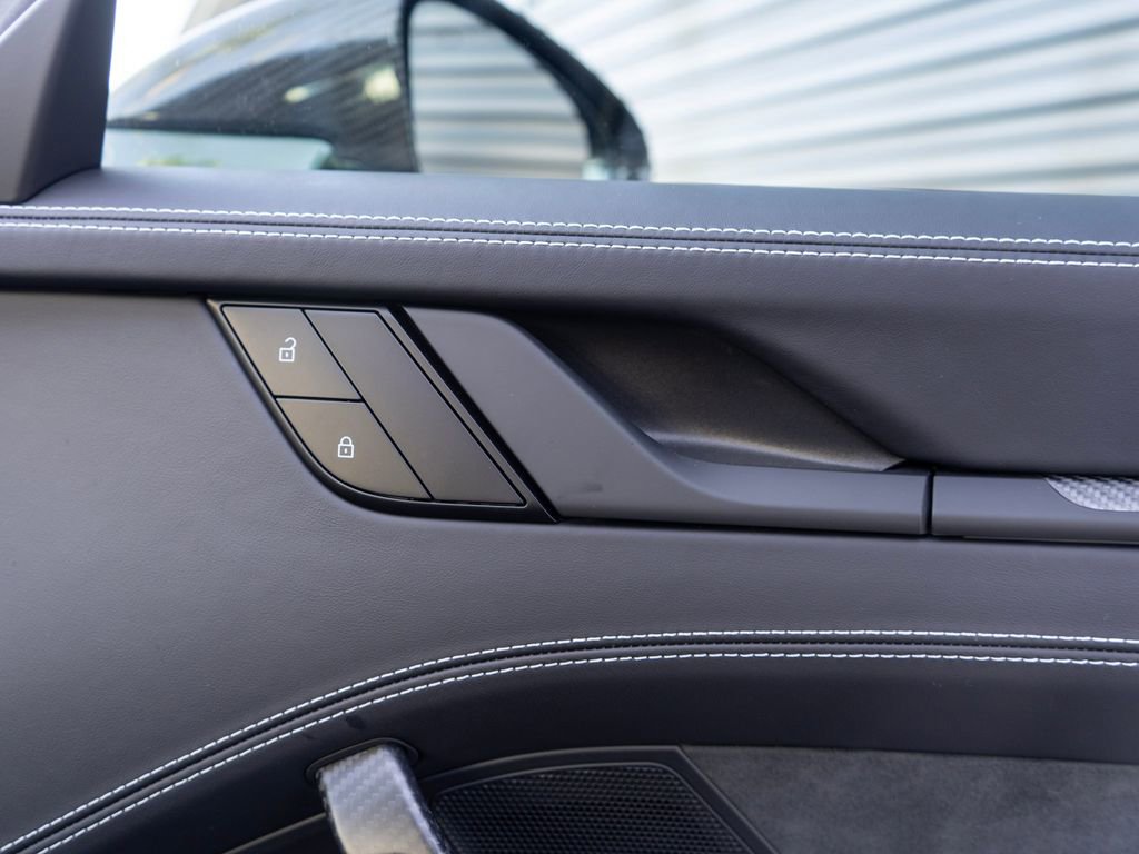 Used 2026 Porsche 911 GT3 w/ Weissach Package image 33