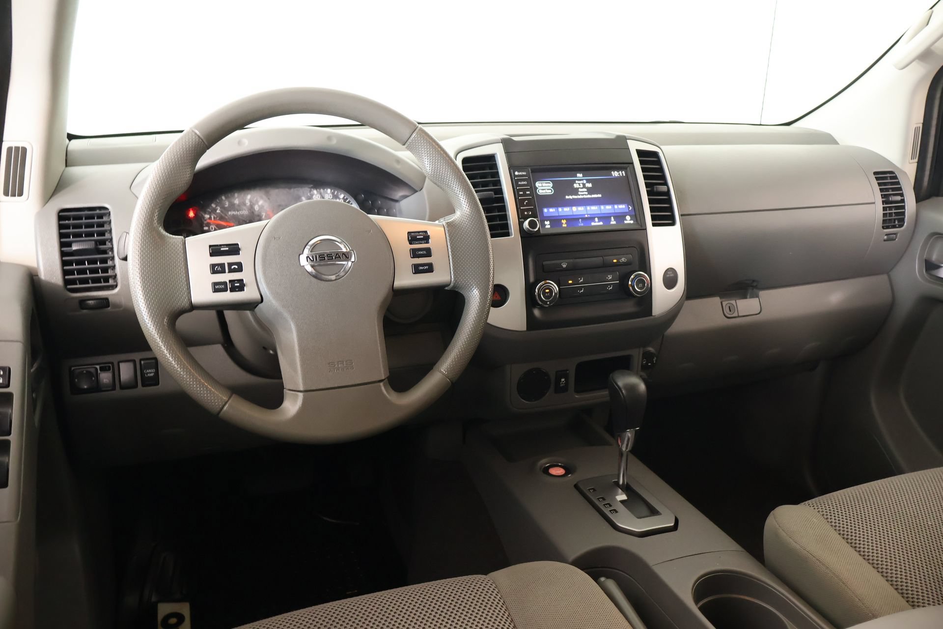 Used 2021 Nissan Frontier SV w/ SV Utility Package RWD image 2