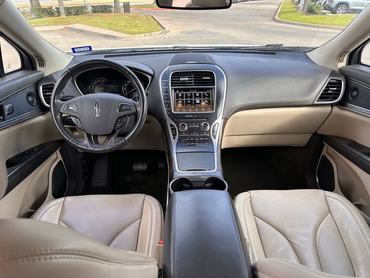 Used 2016 Lincoln MKX Reserve w/ Climate Package image 20